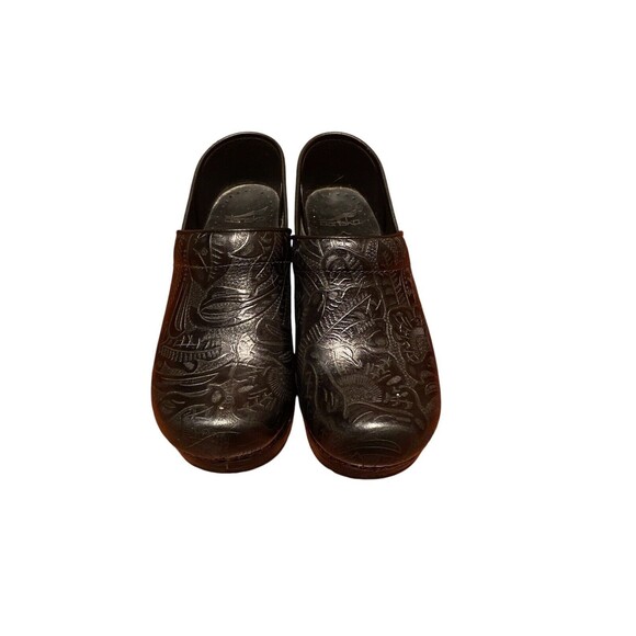 Dansko Shoes - DANSKO Women's Professional Tooled Clog Black Leather Size 38/7.5
